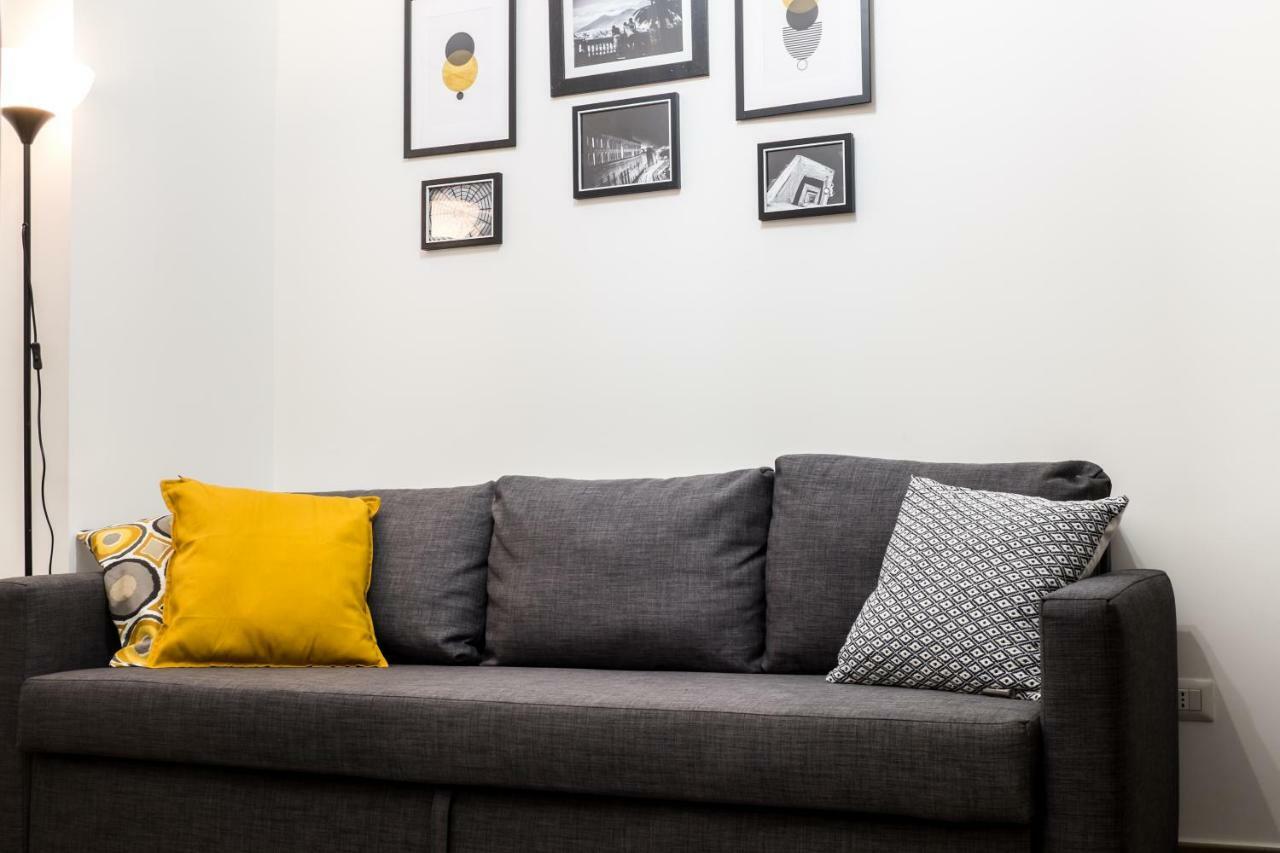 Apartment Manuela Piazza Del Plebiscito Centro Naples